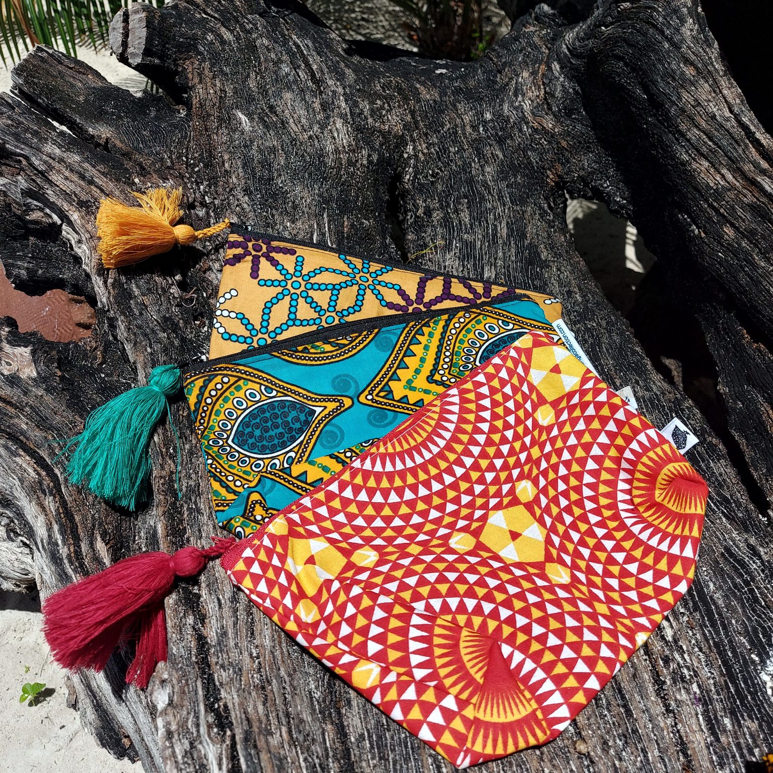 Kanga T Junction Pouch