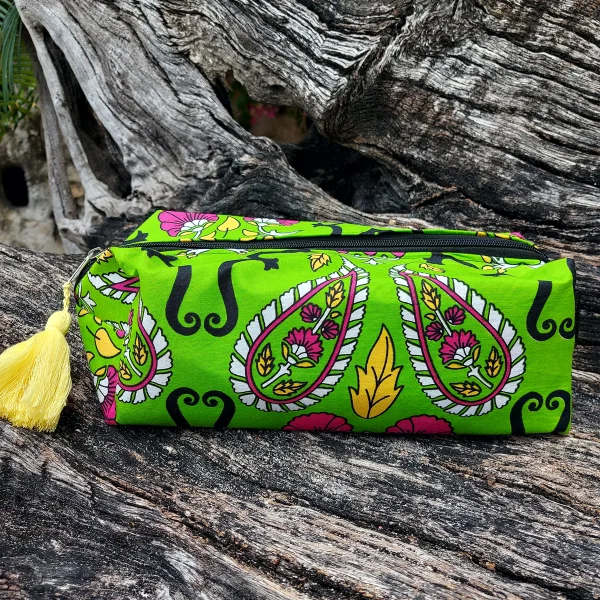 Weekend Washbag (Kanga)