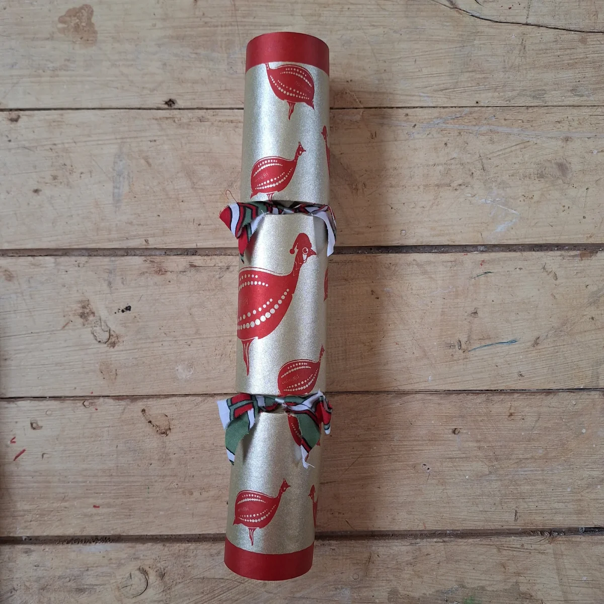Gold Christmas Cracker 006 (single)