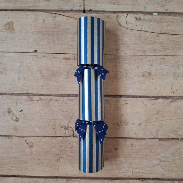 Gold Christmas Cracker 013 (single): blue and gold stripes
