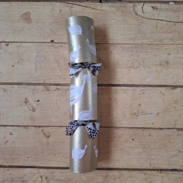 Gold Christmas Cracker 032 (single): gold with white guinea fowl