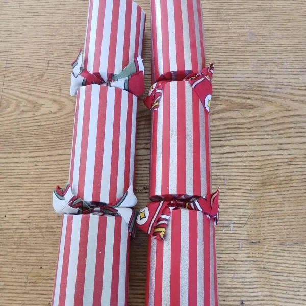 Silver Christmas Crackers 014 (set of 2)