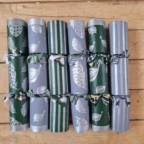 Silver Christmas Crackers 010 (set of 6)