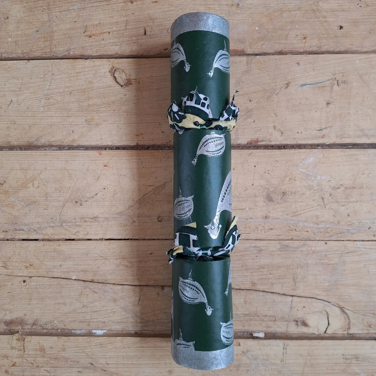 Silver Christmas Cracker 008 (single)