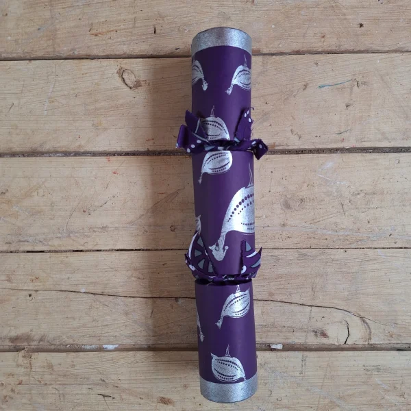 Silver Christmas Cracker 018 (single): purple with silver guinea fowl