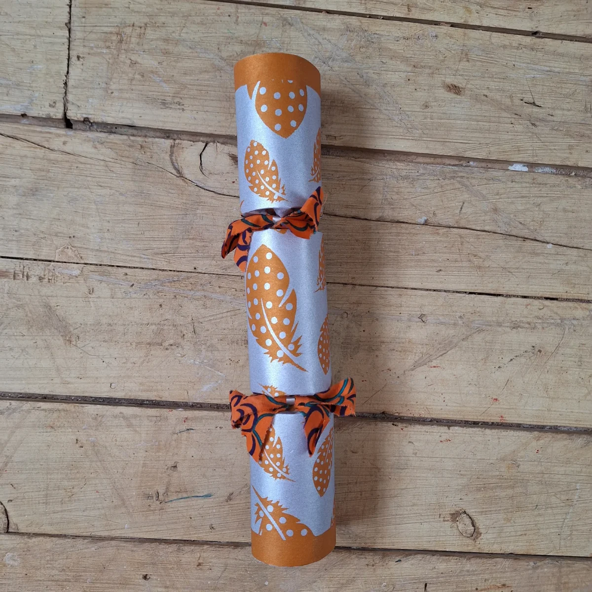 Silver Christmas Cracker 023 (single)